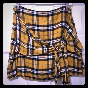 Abercrombie and Fitch yellow/Blue plaid skirt